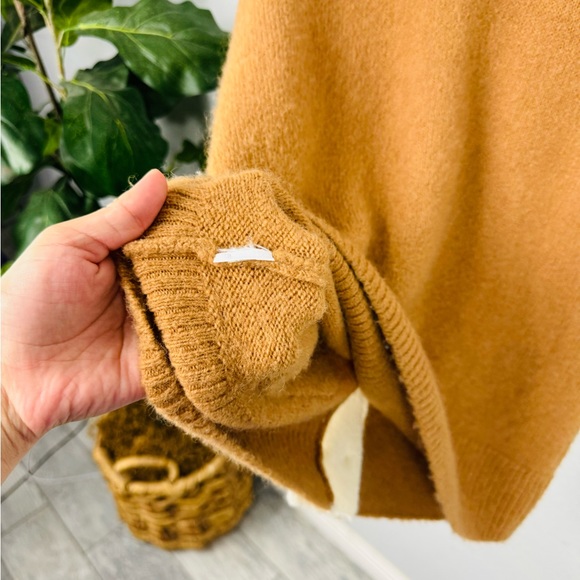 Madewell Allston Double-Button Cardigan Sweater in Colorblock - Picture 8 of 9